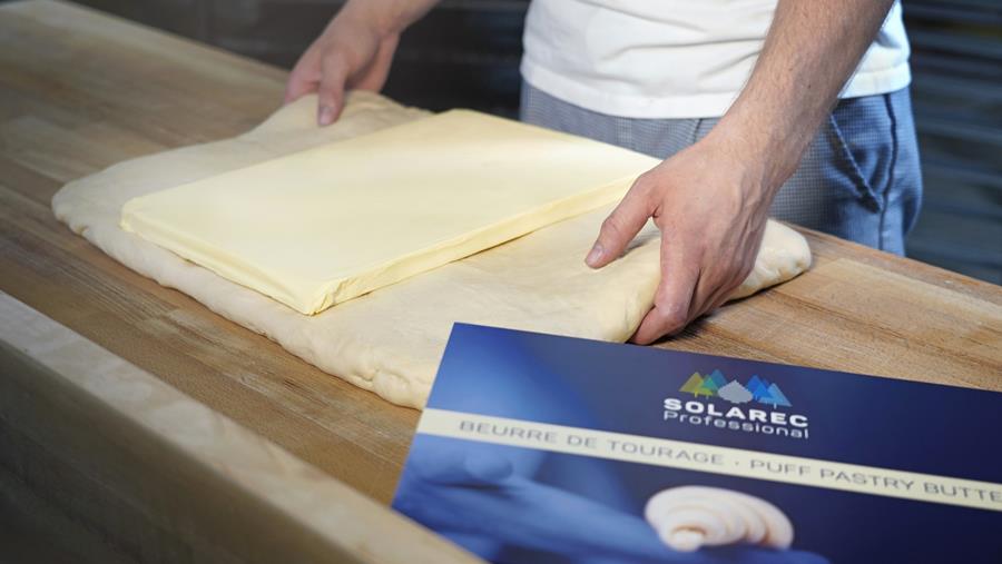 SOLAREC BREIDT BOTERASSORTIMENT UIT MET BLADERDEEGBOTER