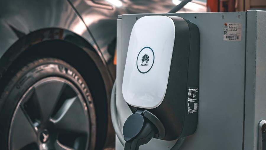 Wattkraft introduceert de Huawei Smart EV Charger