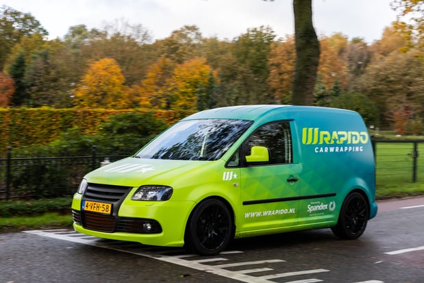 De boodschap overbrengen met opvallende carwrapfolie