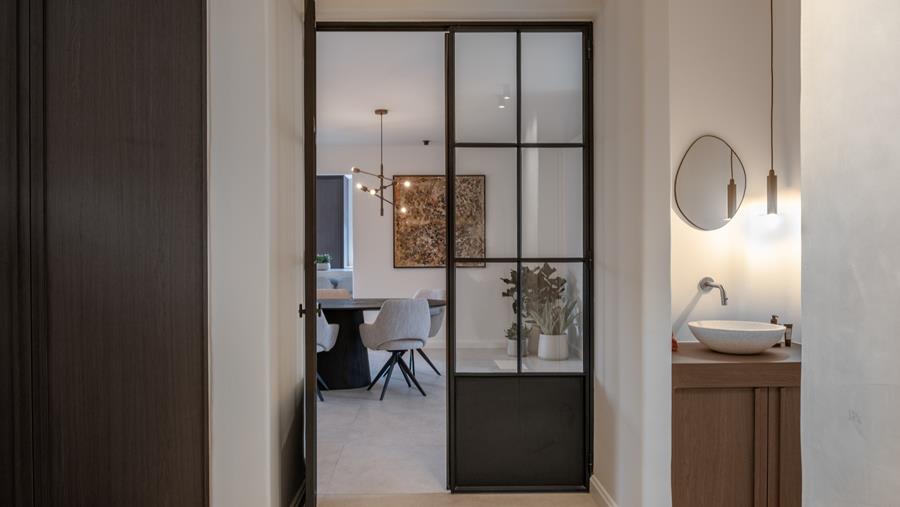 Un savant mélange de passion, de précision et de sur mesure dans une maison rurale