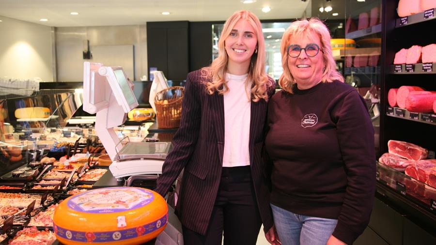 Via Rode Zegel Club spaarprogramma op teambuilding