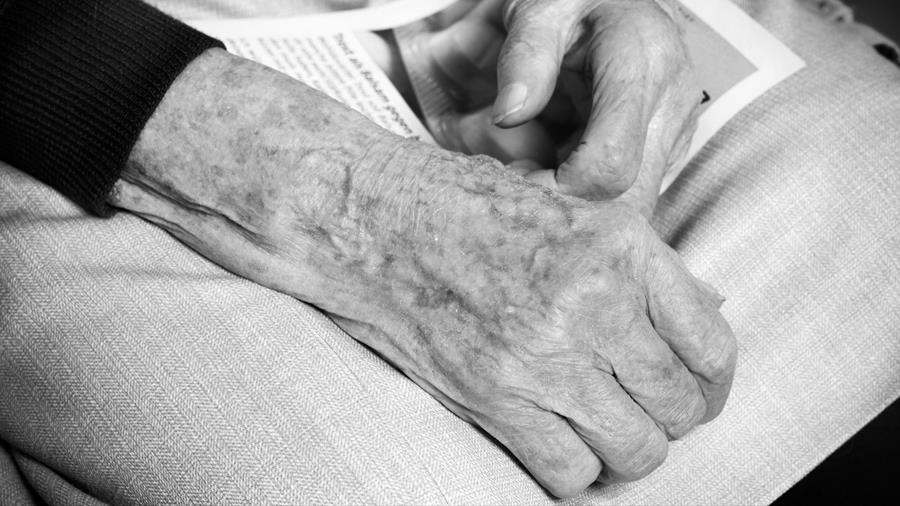 France : vote d'un "droit à l'aide à mourir"