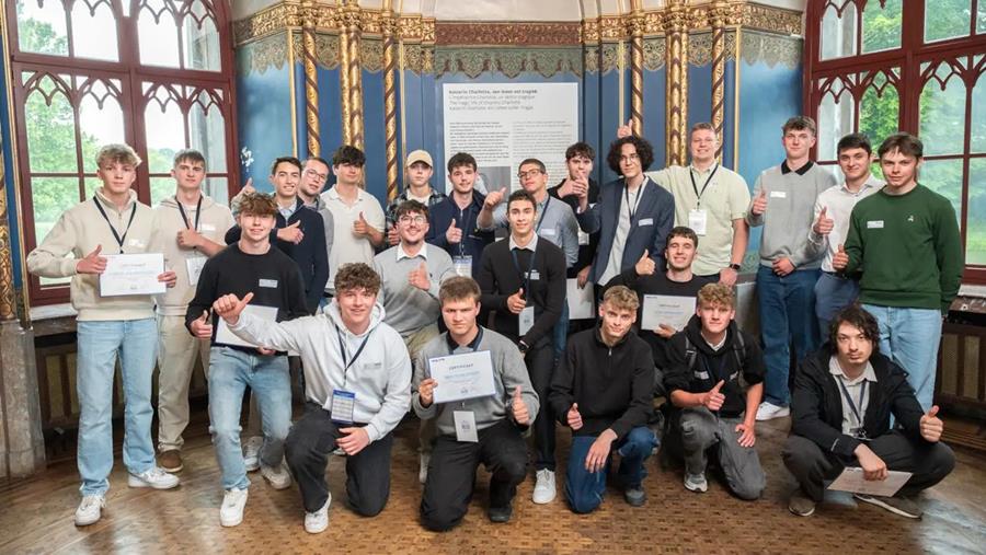 Electro Brain+ récompense les futurs talents technologiques lors d'une finale passionnante