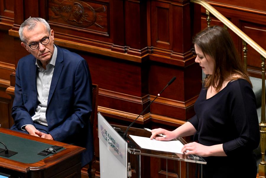 Euthanasie : pente glissante ou recours de plus en plus « éclairé » ?