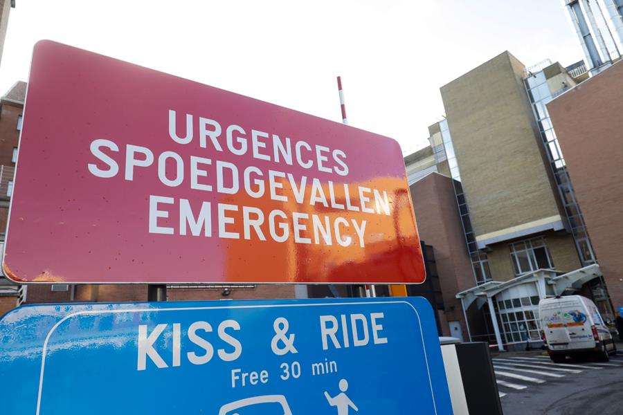 Les hôpitaux et maisons de repos exposés à des niveaux de dioxyde d'azote trop élevés, selon une asbl