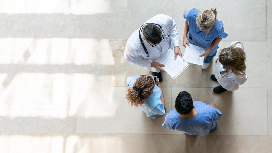 La moitié des professionnels de santé aimeraient travailler jusqu’à la pension